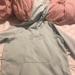 Under armour sweatshirt
